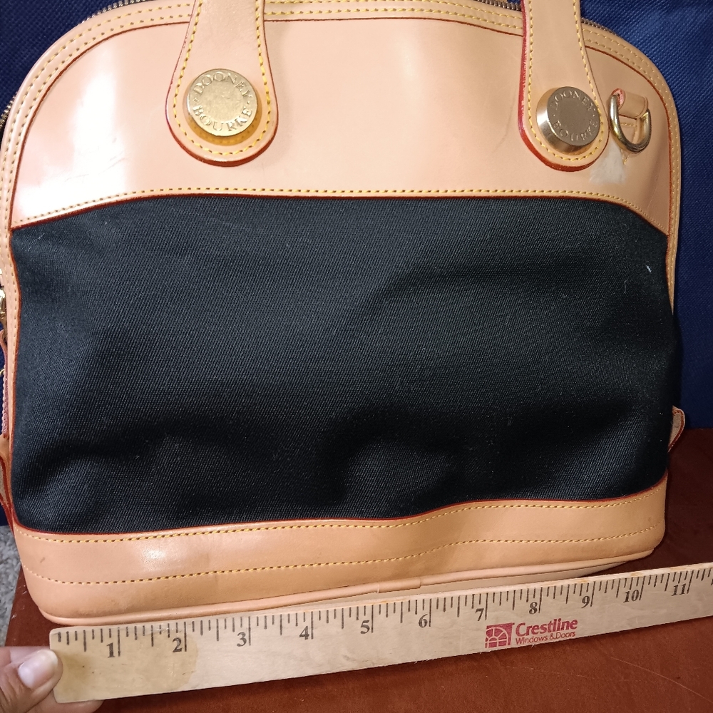 Dooney and bourke satchel